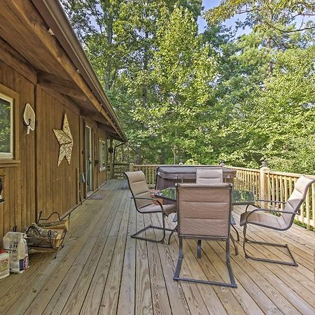 Secluded Stanardsville Cabin With 10 Acres And Hot Tub Kültér fotó