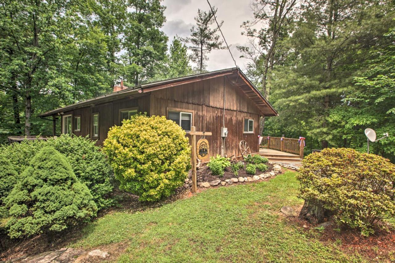 Secluded Stanardsville Cabin With 10 Acres And Hot Tub Kültér fotó