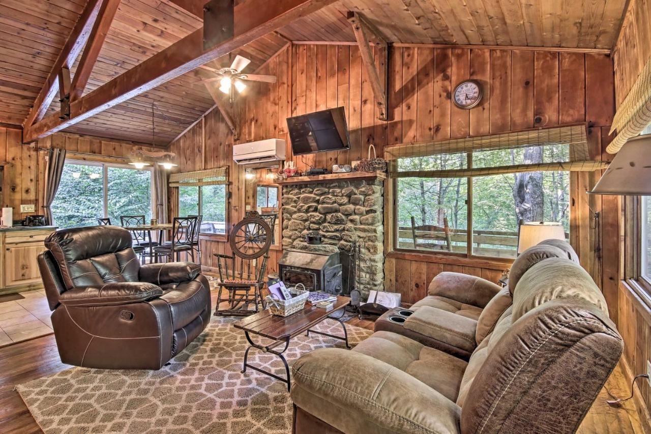 Secluded Stanardsville Cabin With 10 Acres And Hot Tub Kültér fotó