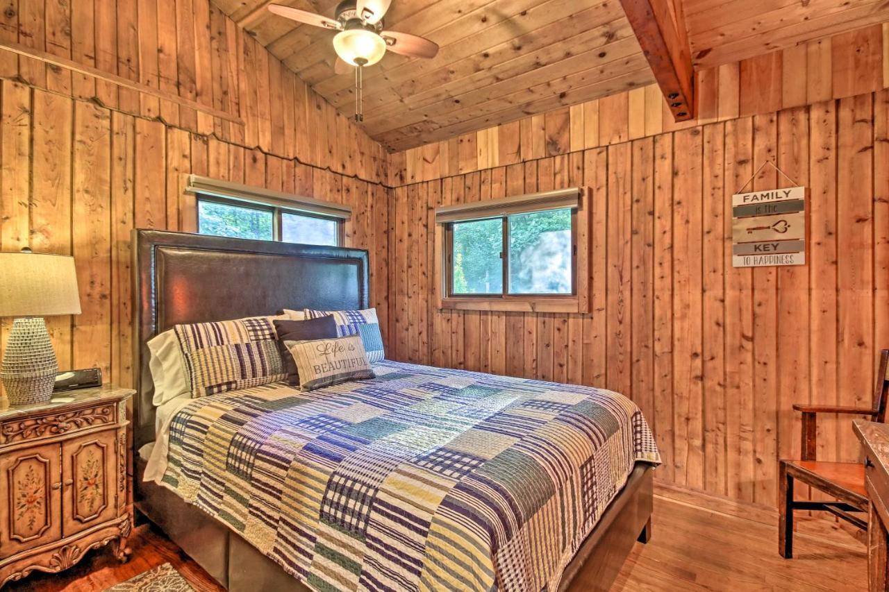 Secluded Stanardsville Cabin With 10 Acres And Hot Tub Kültér fotó