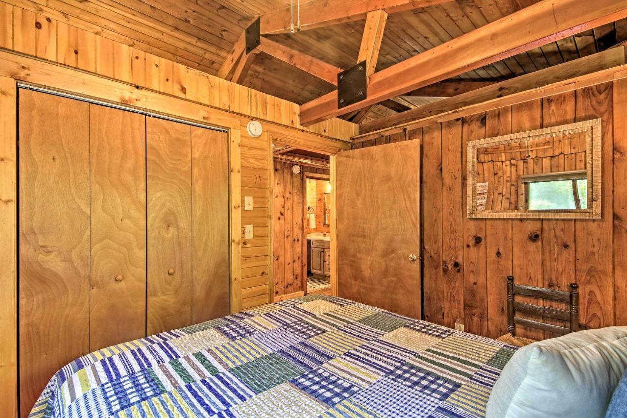 Secluded Stanardsville Cabin With 10 Acres And Hot Tub Kültér fotó